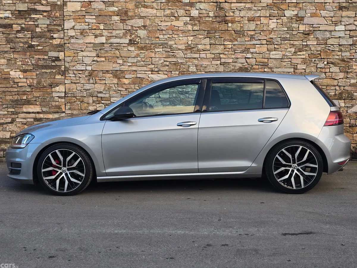 Volkswagen Golf Estate, Diesel, 2016, Silver