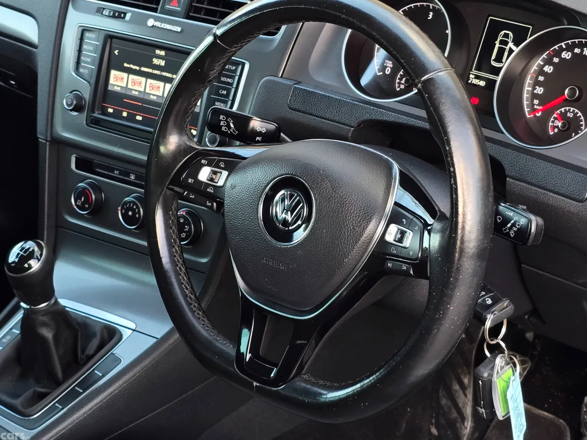 Volkswagen Golf Estate, Diesel, 2016, Silver
