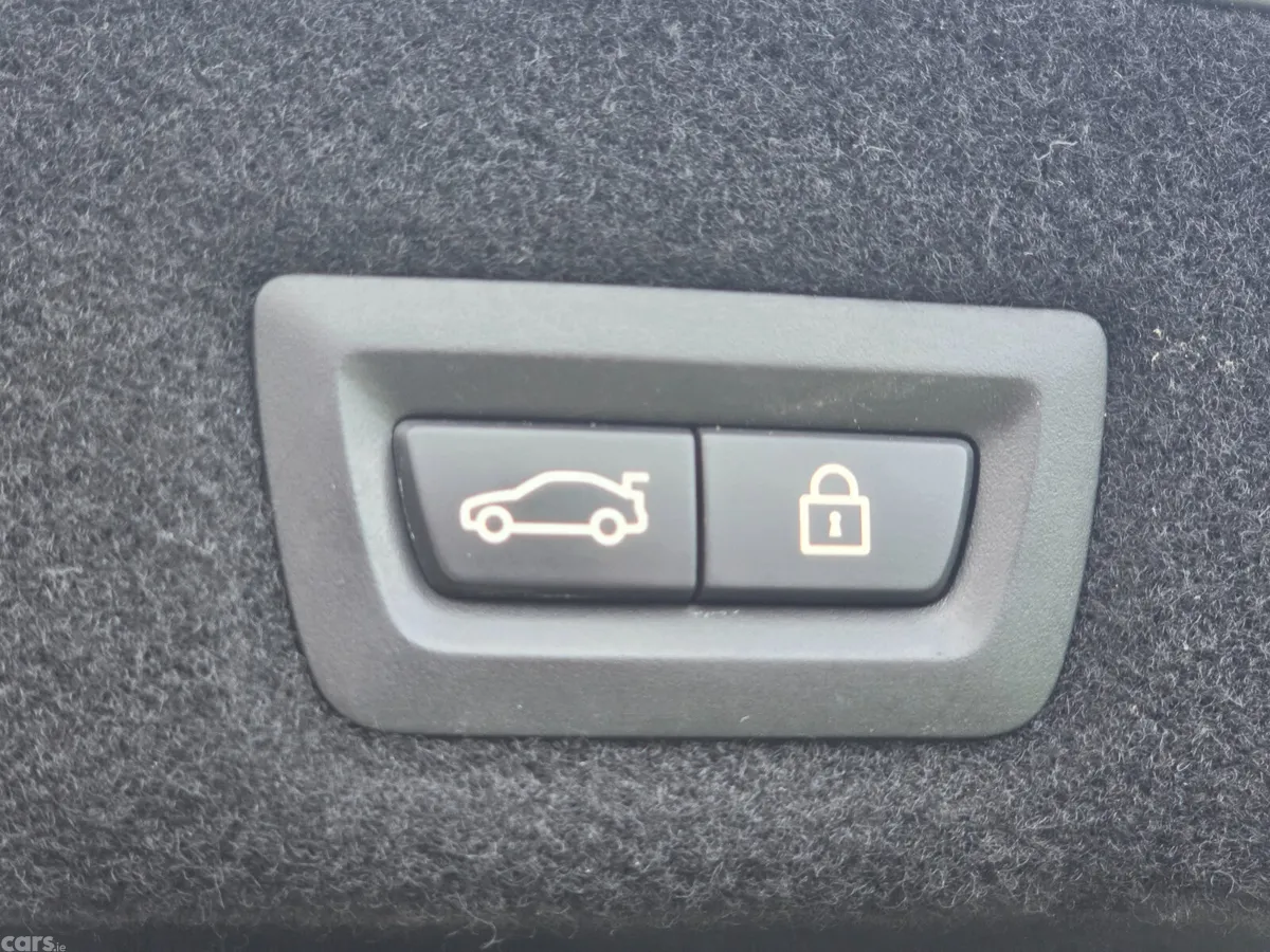 BMW 7-Series Saloon, Diesel, 2016, Silver