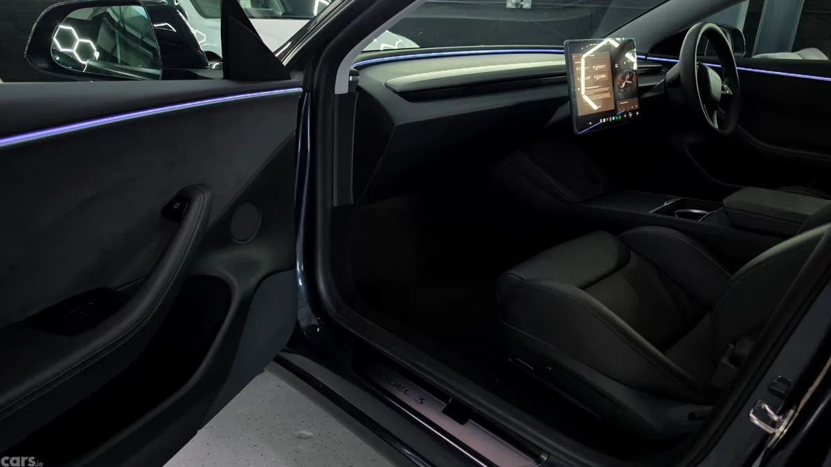 Tesla Model 3 Saloon, Electric, 2024, Grey