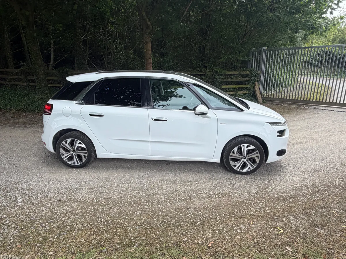 Citroen C4 Hatchback, Diesel, 2016, White