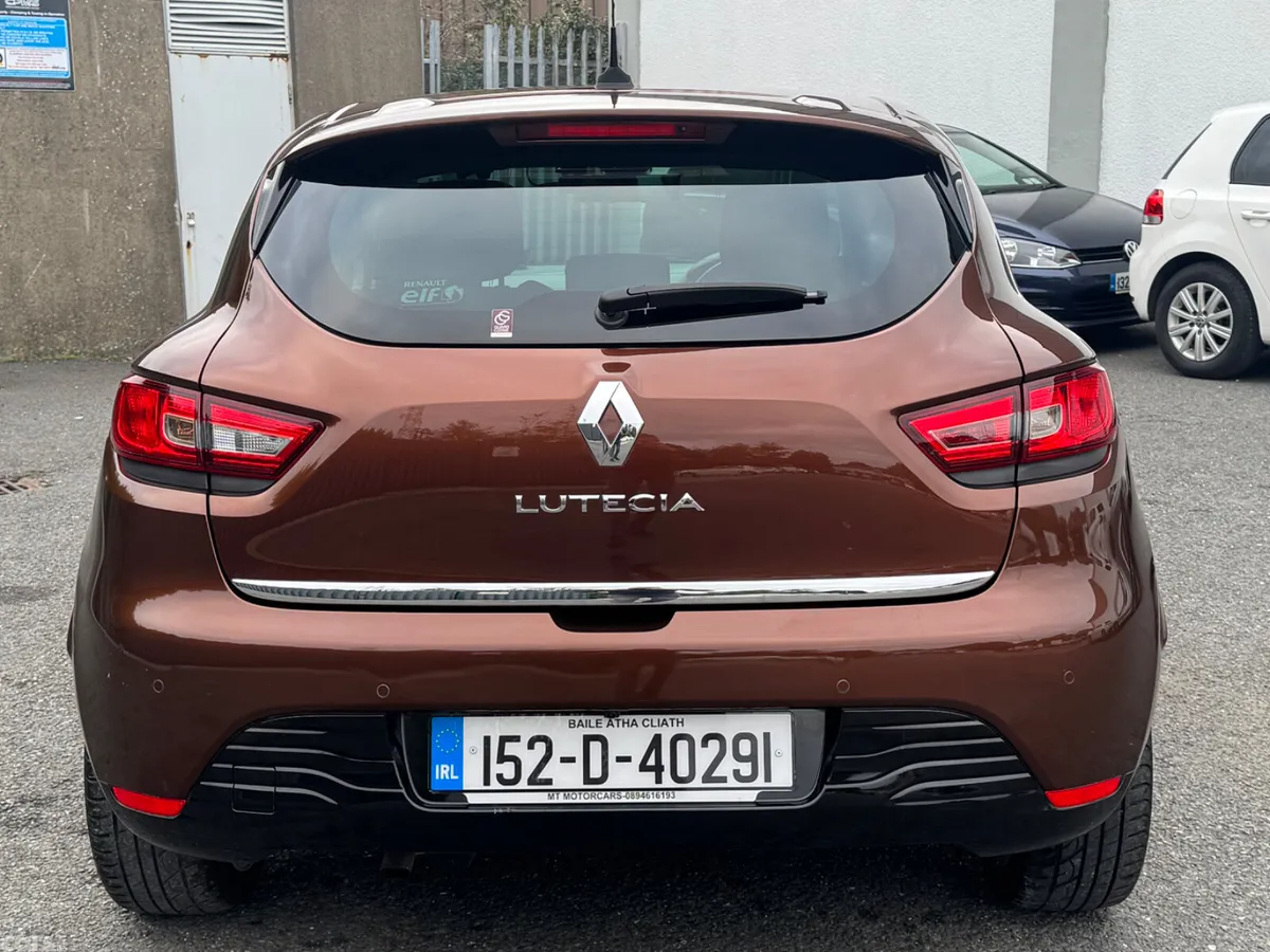Renault Clio Hatchback, Petrol, 2015, Brown
