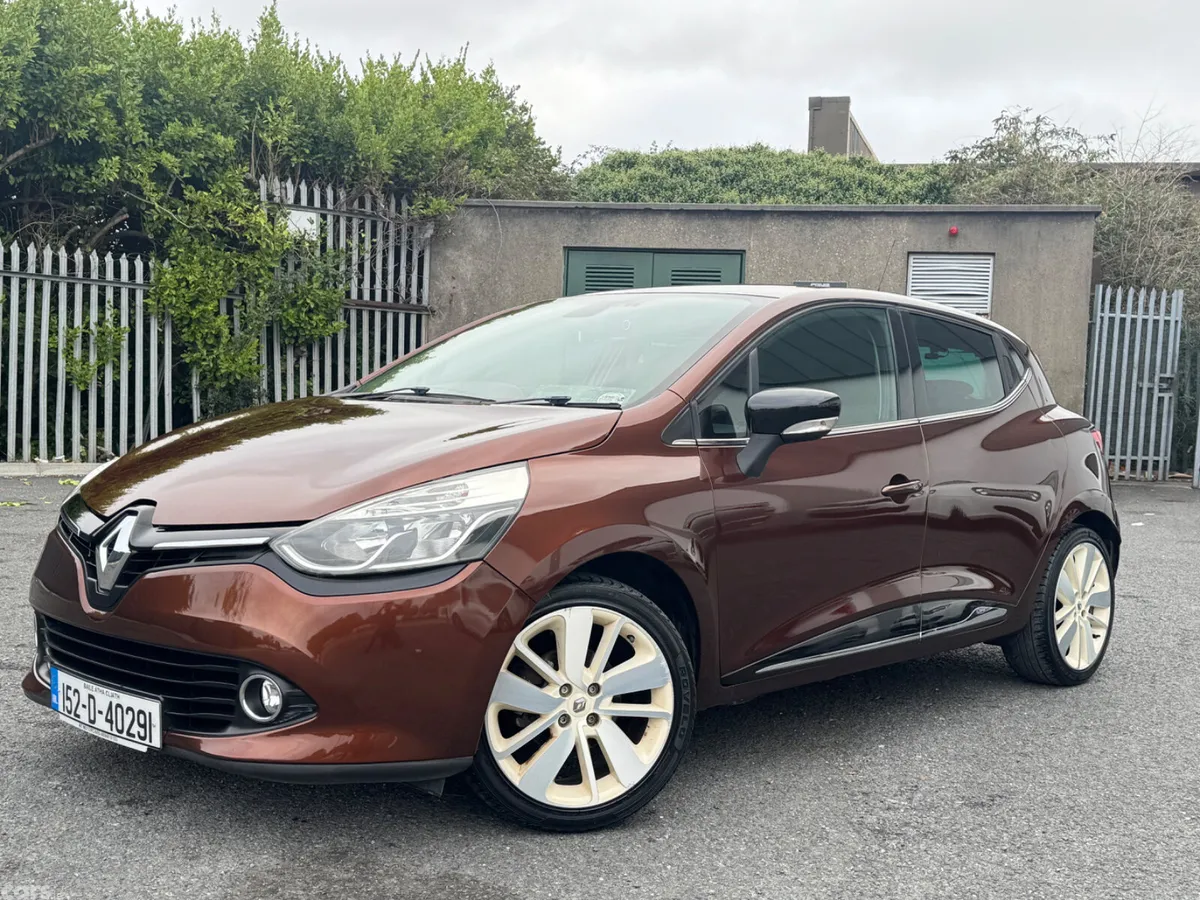 Renault Clio Hatchback, Petrol, 2015, Brown