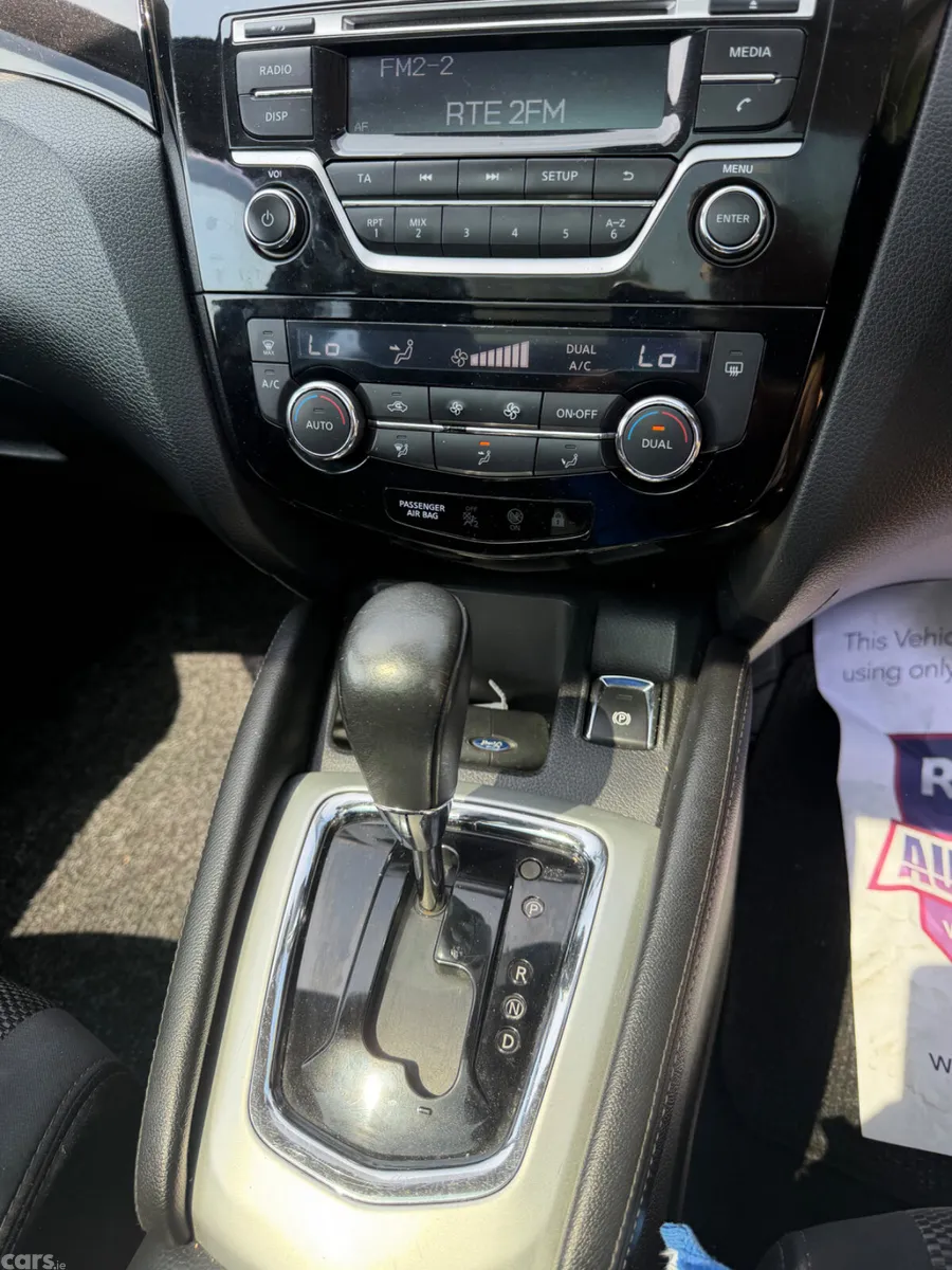 Nissan Qashqai SUV, Petrol, 2017, Grey