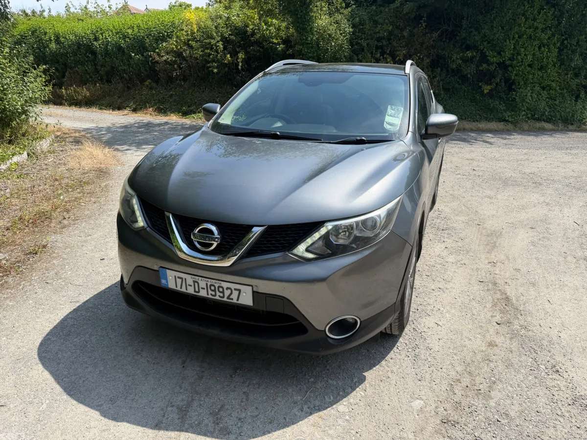 Nissan Qashqai SUV, Petrol, 2017, Grey