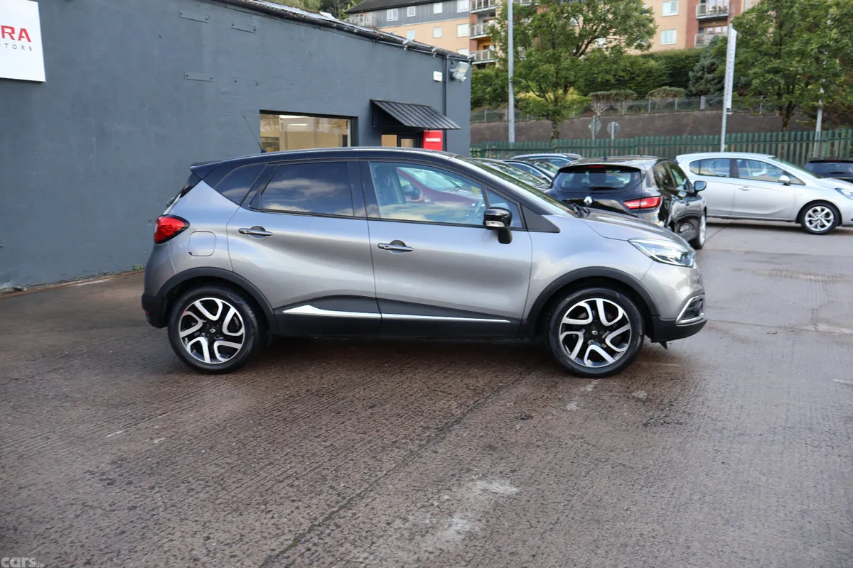 Renault Captur Hatchback, Diesel, 2015, Grey