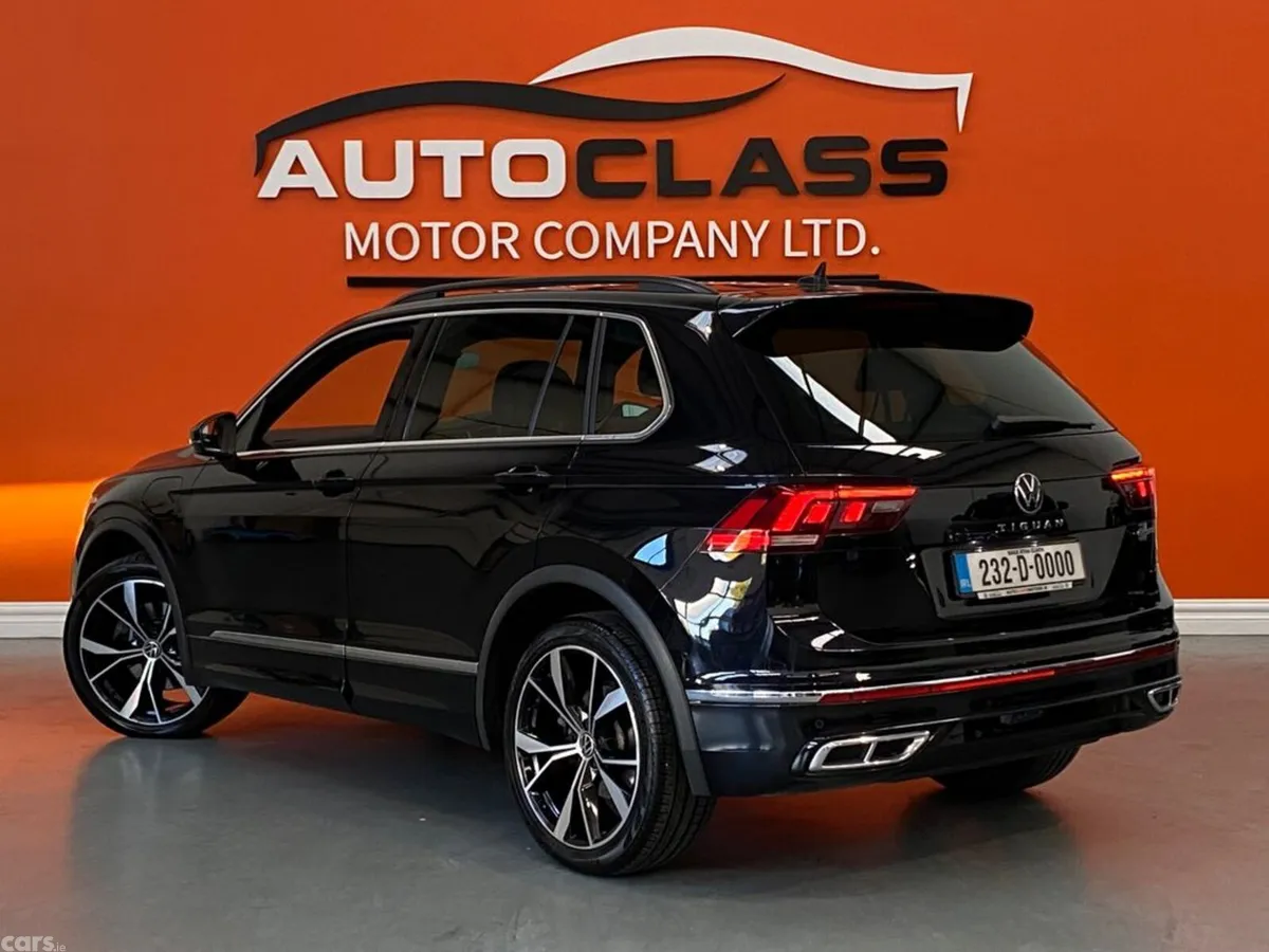 Volkswagen Tiguan Estate, Petrol Hybrid, 2023, Black