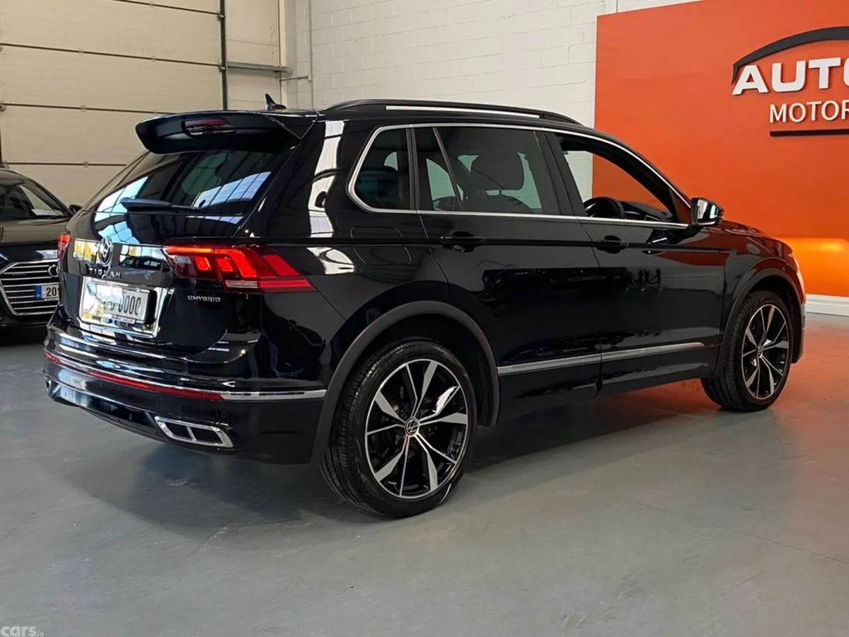 Volkswagen Tiguan Estate, Petrol Hybrid, 2023, Black