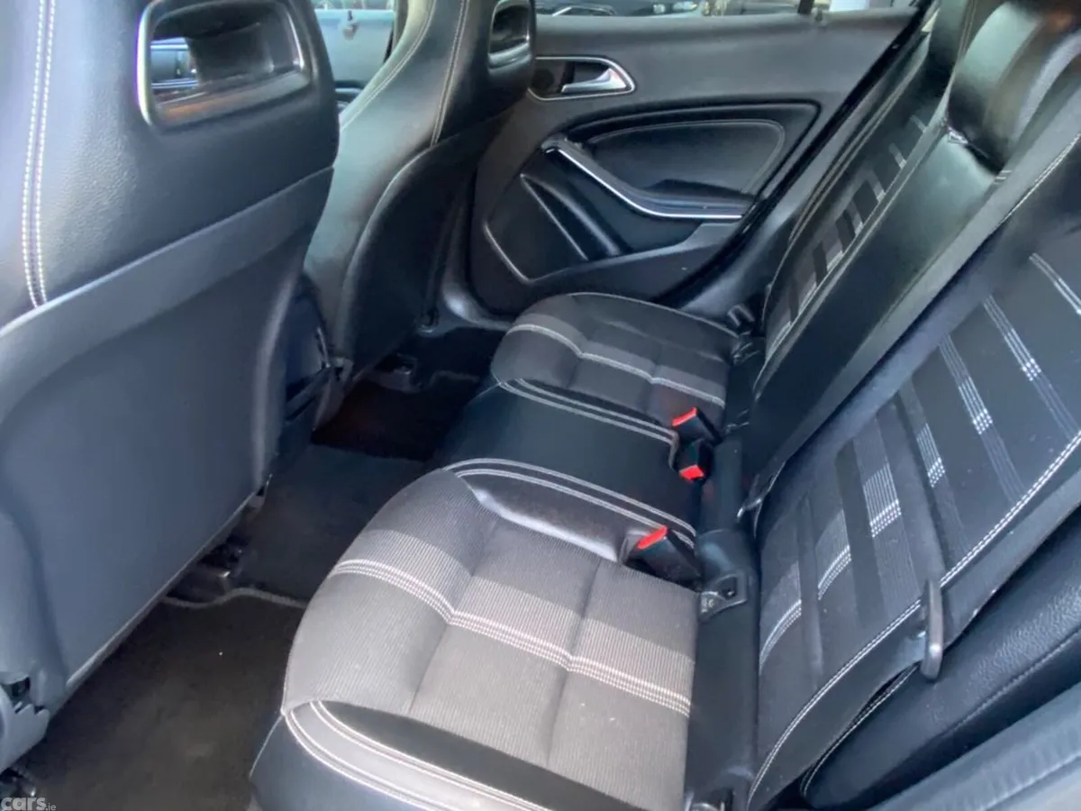 Mercedes-Benz GLA Estate, Petrol, 2020, Black