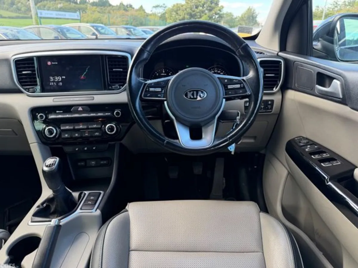 Kia Sportage MPV, Diesel Hybrid, 2021, Black