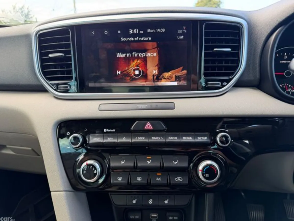Kia Sportage MPV, Diesel Hybrid, 2021, Black
