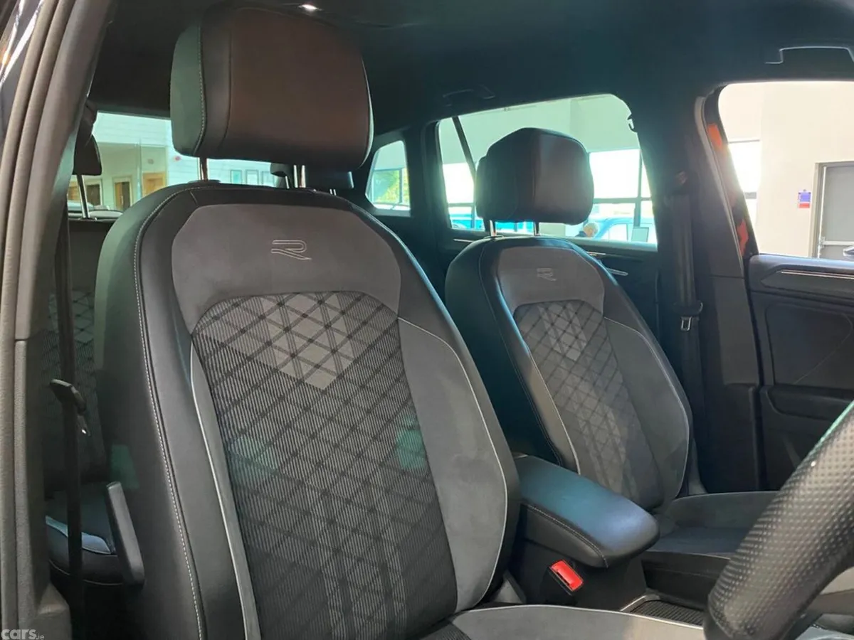 Volkswagen Tiguan Estate, Petrol Hybrid, 2023, Black