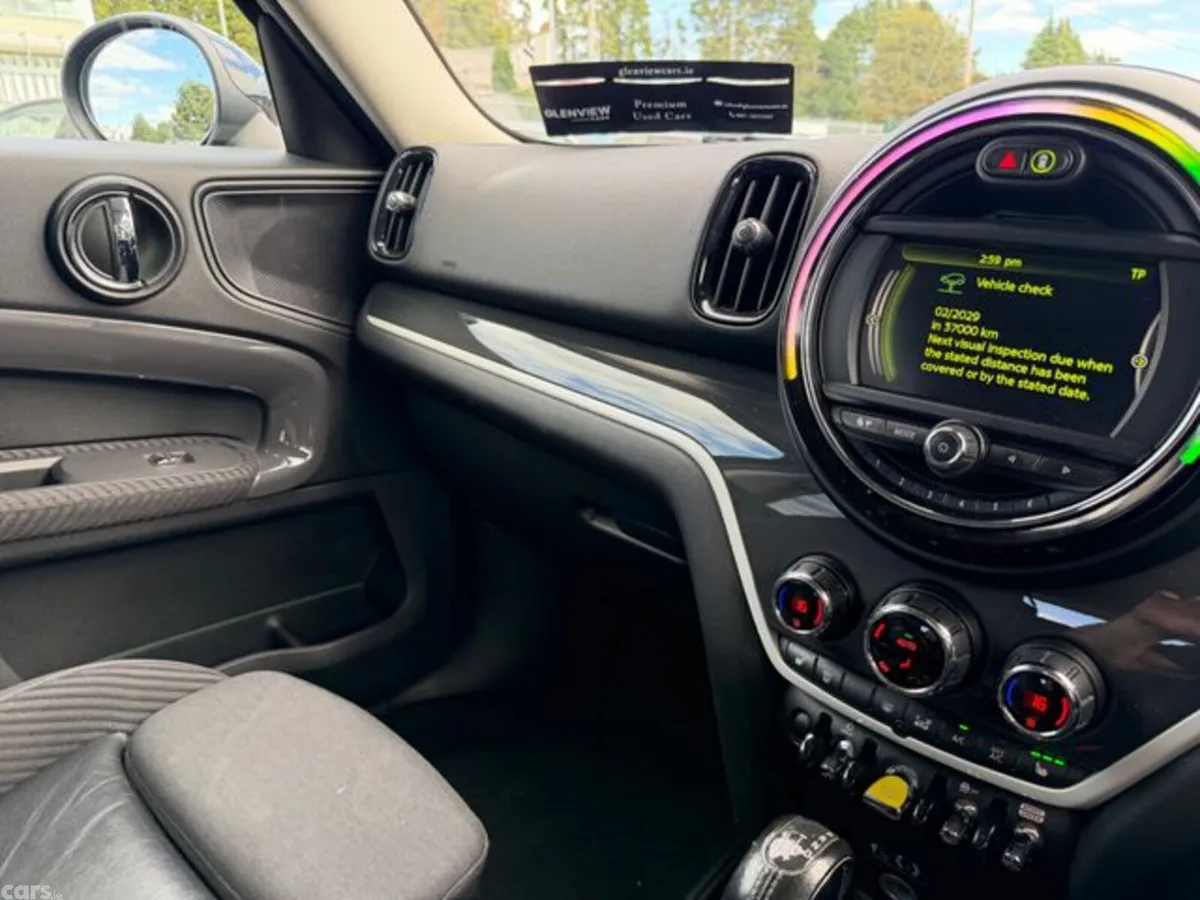 Mini Cooper Hatchback, Petrol Plug-in Hybrid, 2017, Black
