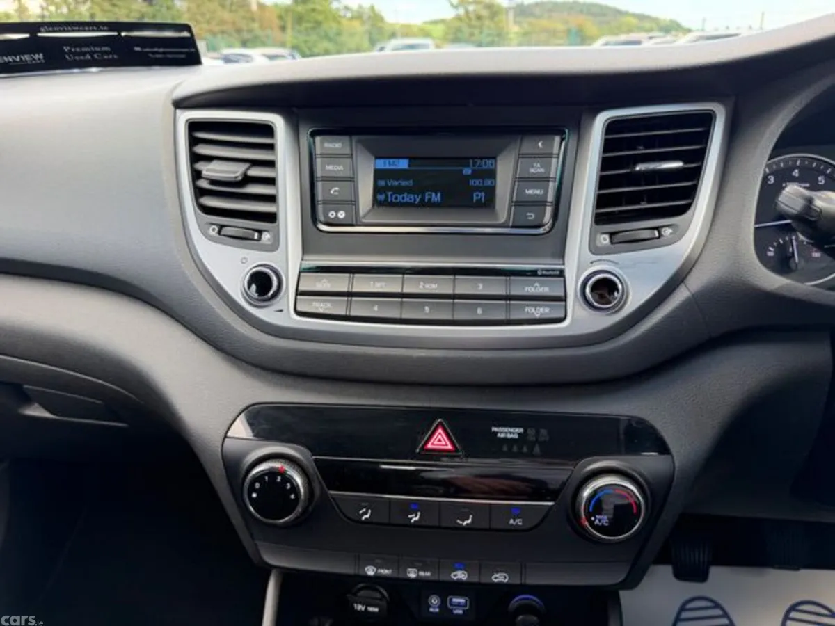 Hyundai Tucson MPV, Petrol, 2016, Blue