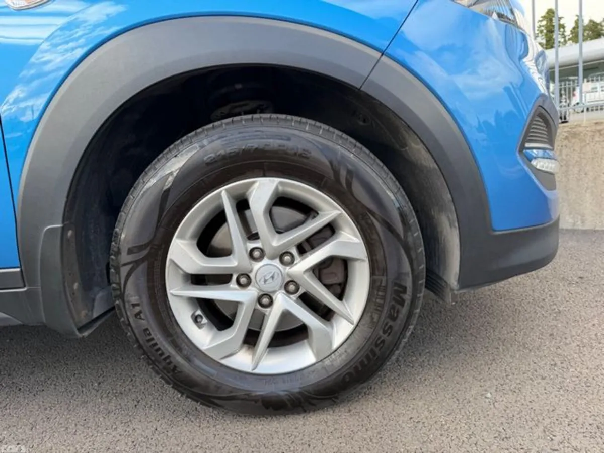 Hyundai Tucson MPV, Petrol, 2016, Blue