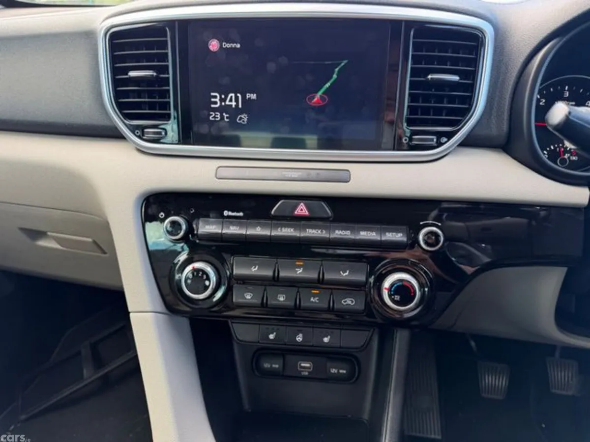 Kia Sportage MPV, Diesel Hybrid, 2021, Black