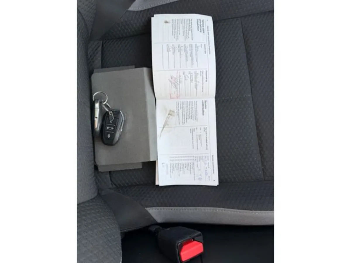 Opel Astra Hatchback, Diesel, 2023, Grey