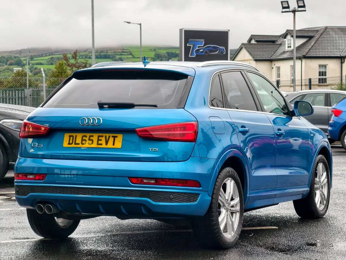 Audi Q3 SUV, Diesel, 2016, Blue