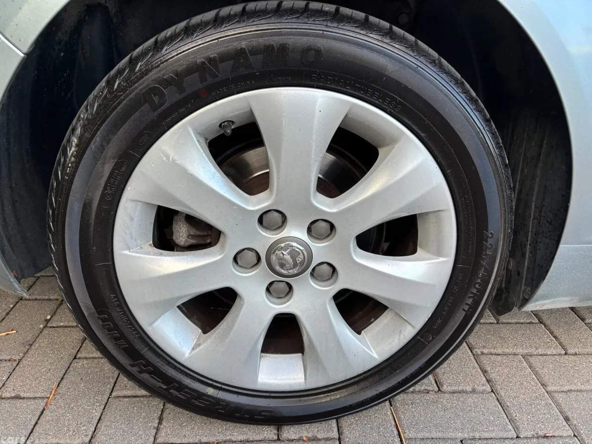 Opel Insignia Hatchback, Diesel, 2014, Silver