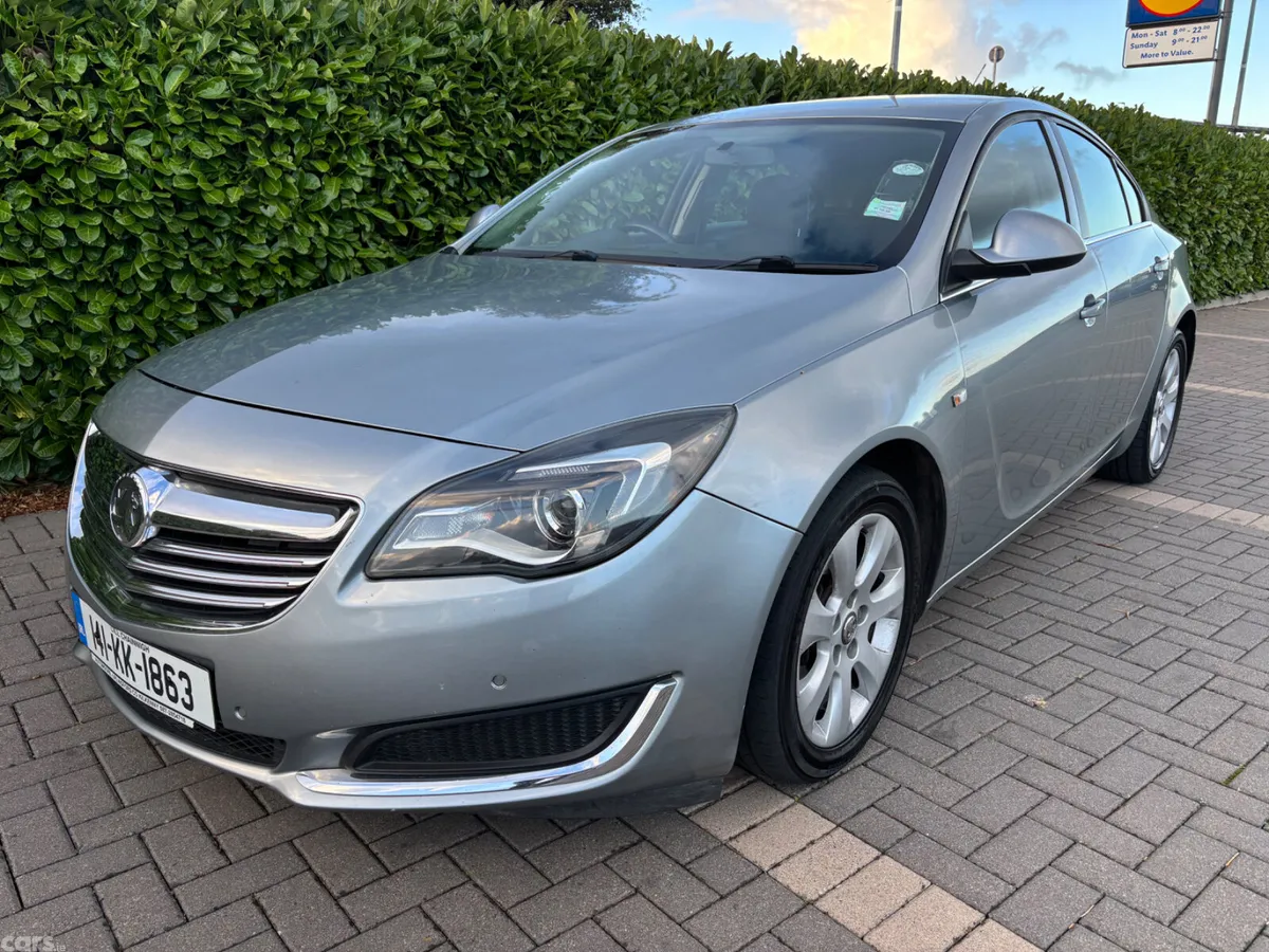 Opel Insignia Hatchback, Diesel, 2014, Silver