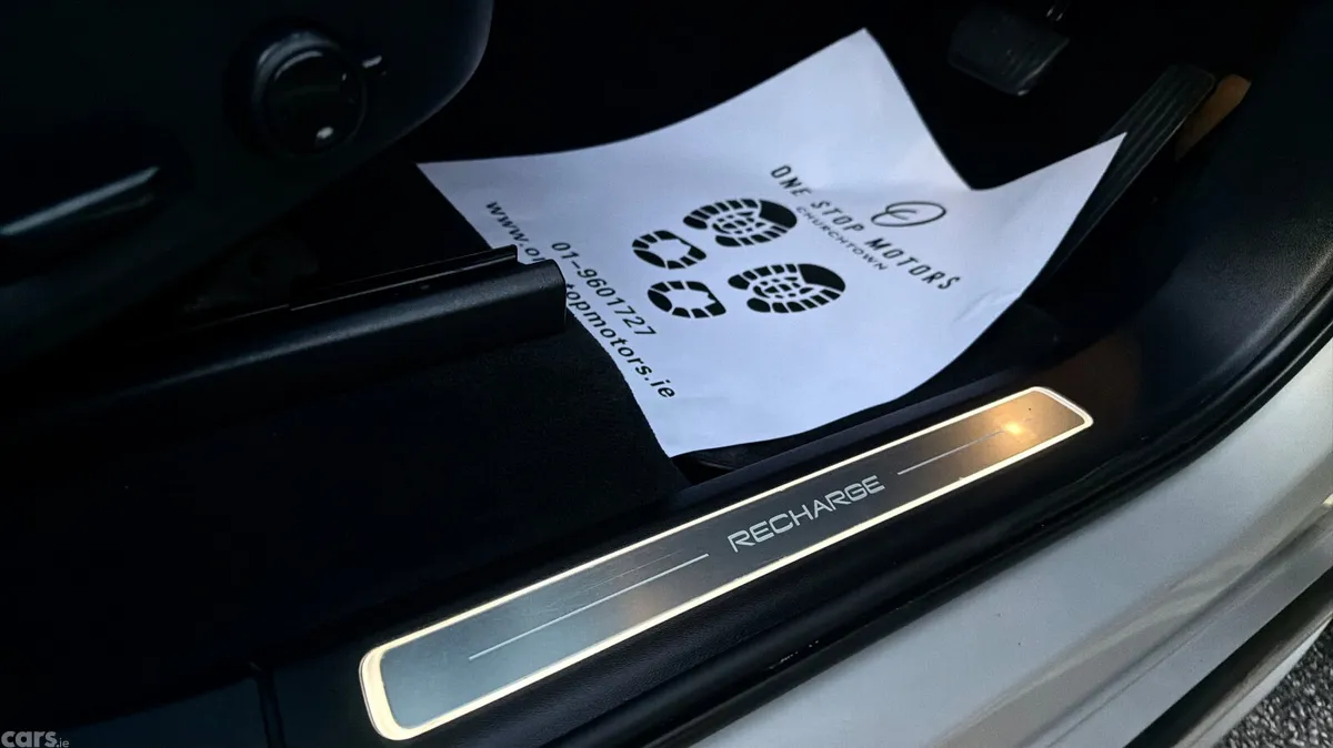 Volvo XC90 SUV, Petrol Plug-in Hybrid, 2023, Silver