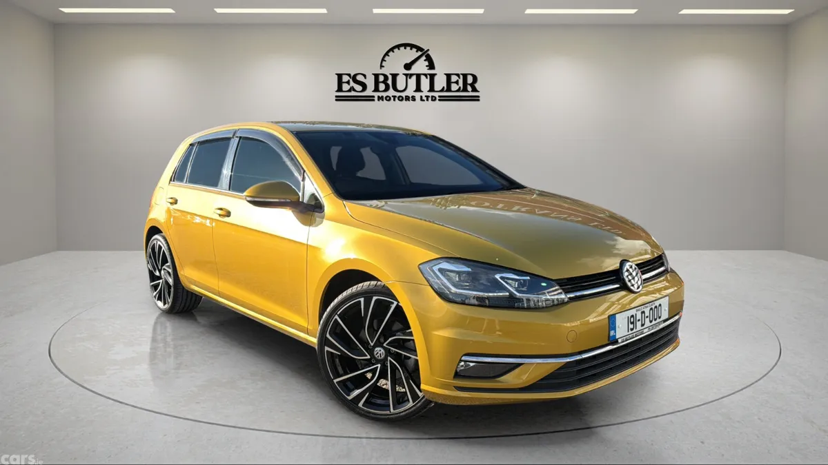 Volkswagen Golf Hatchback, Petrol, 2019, Gold