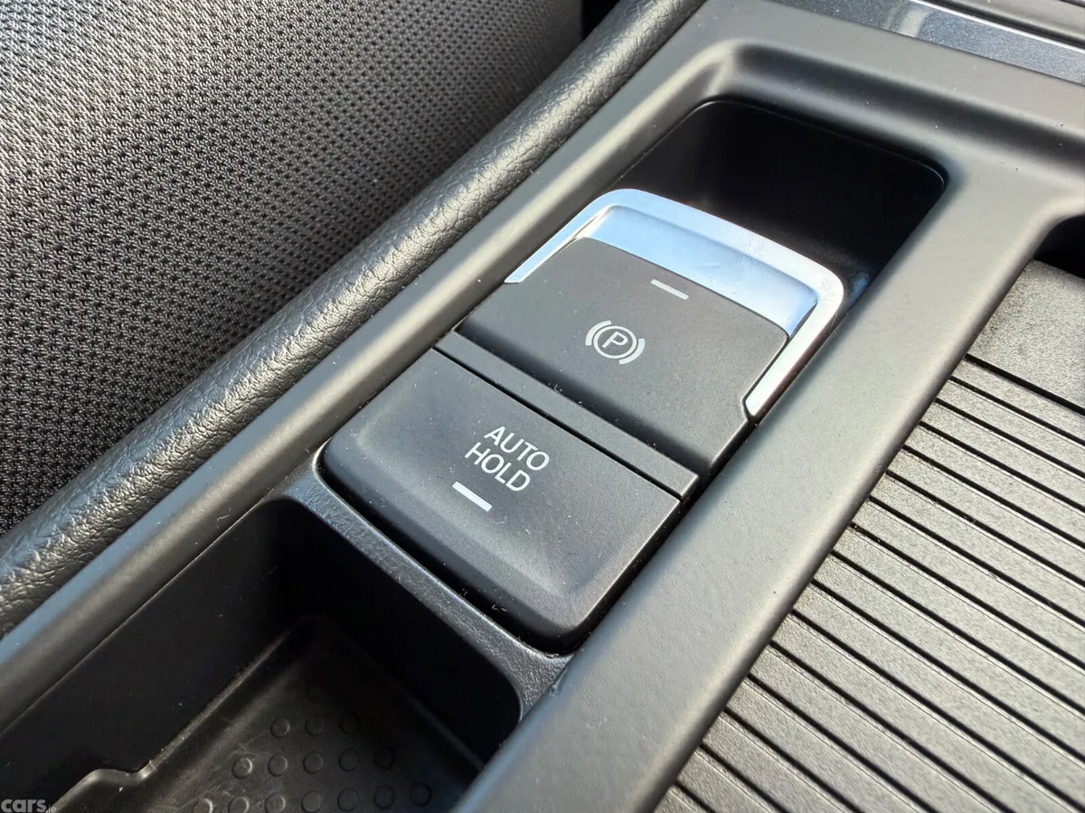 Volkswagen Golf Hatchback, Petrol, 2019, Gold