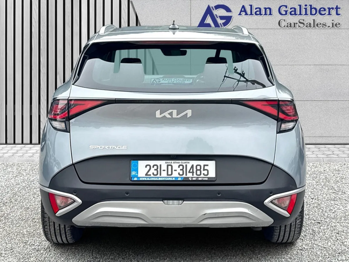 Kia Sportage MPV, Diesel, 2023, Grey