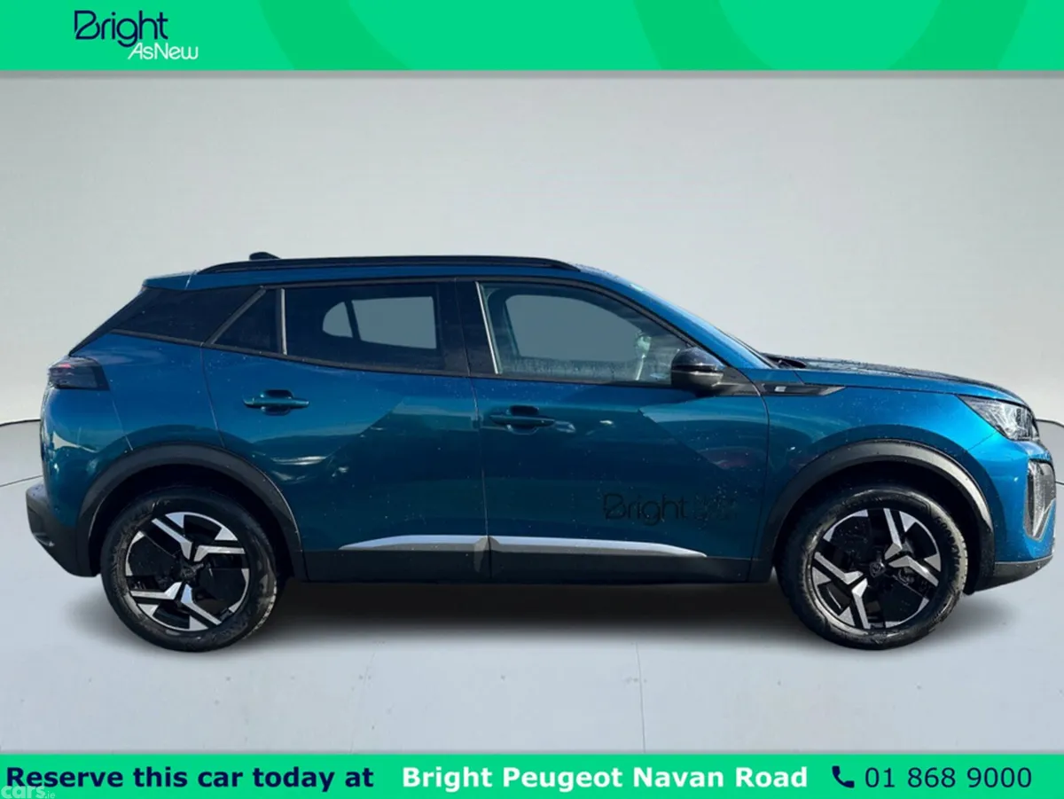 Peugeot 2008 MPV, Electric, 2026, Blue
