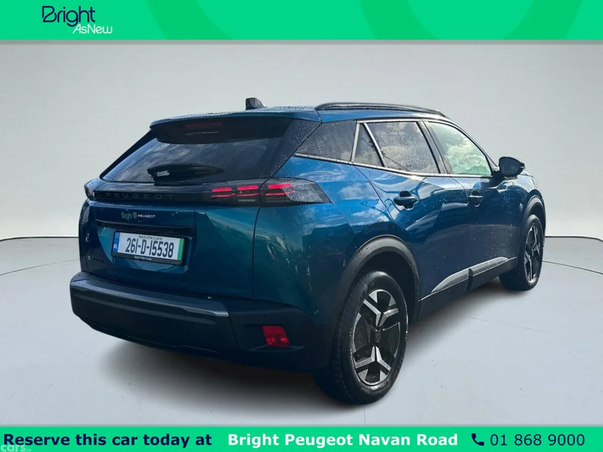 Peugeot 2008 MPV, Electric, 2026, Blue