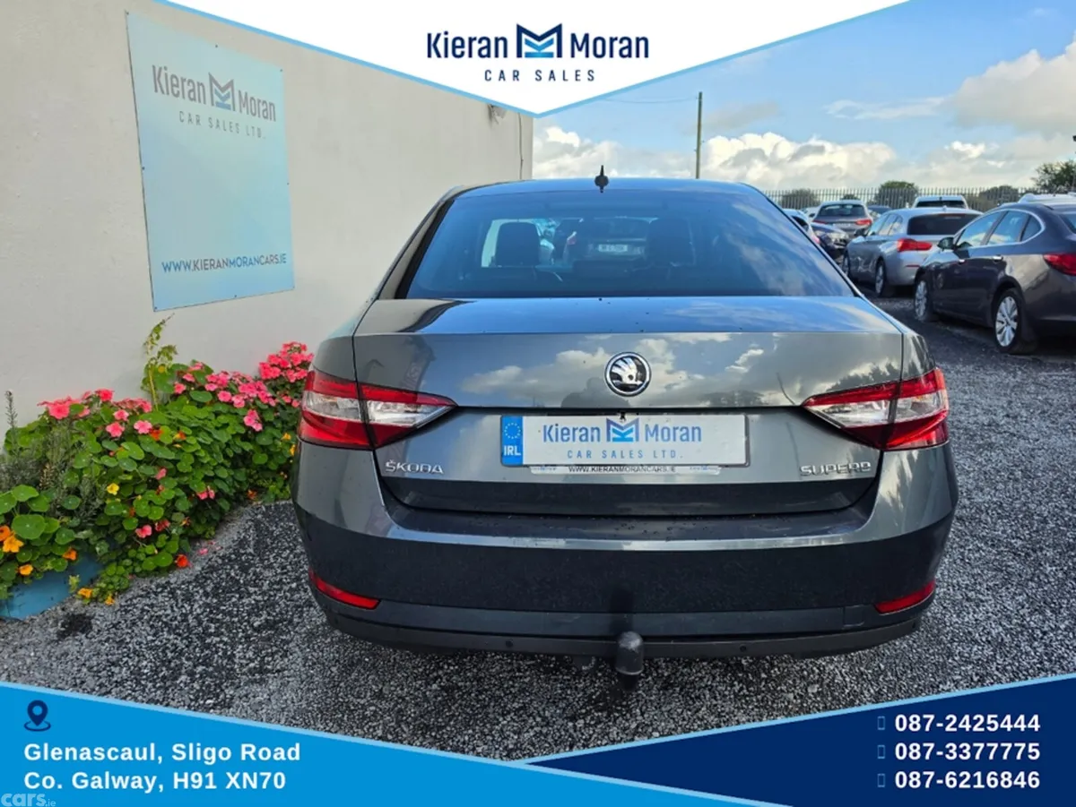 Skoda Superb Hatchback, Diesel, 2016, Grey