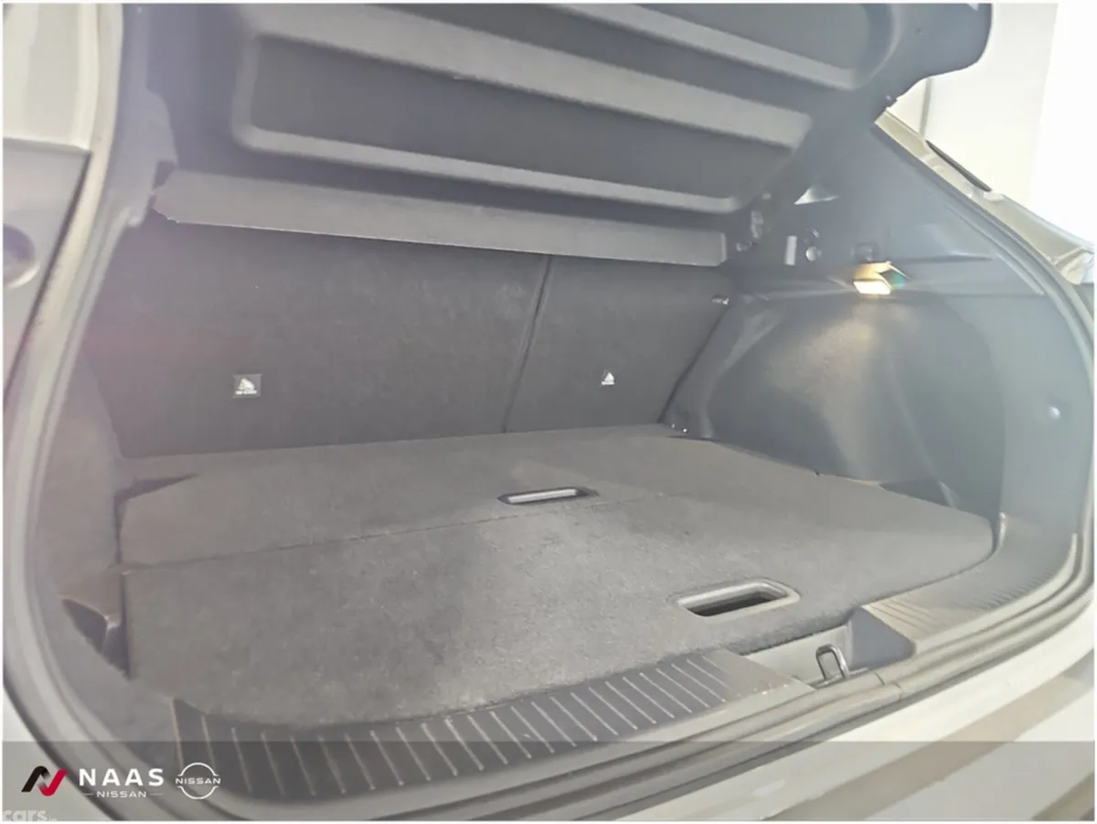Nissan Qashqai MPV, Petrol Hybrid, 2025, Grey