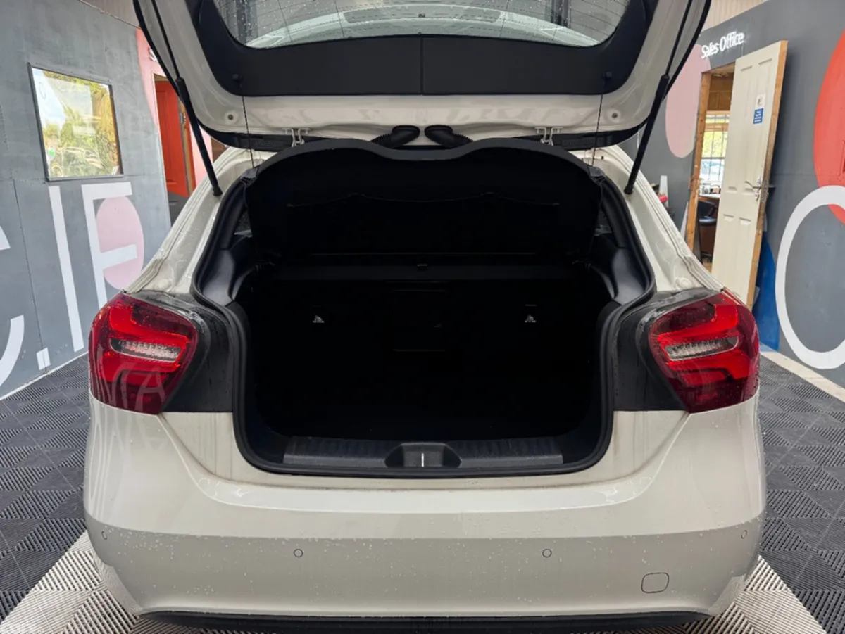 Mercedes-Benz A-Class Hatchback, Petrol, 2018, White