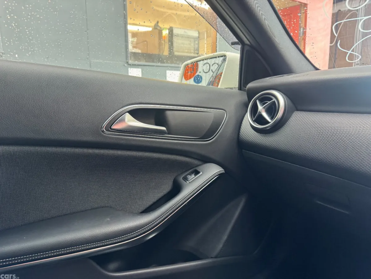 Mercedes-Benz A-Class Hatchback, Petrol, 2018, White