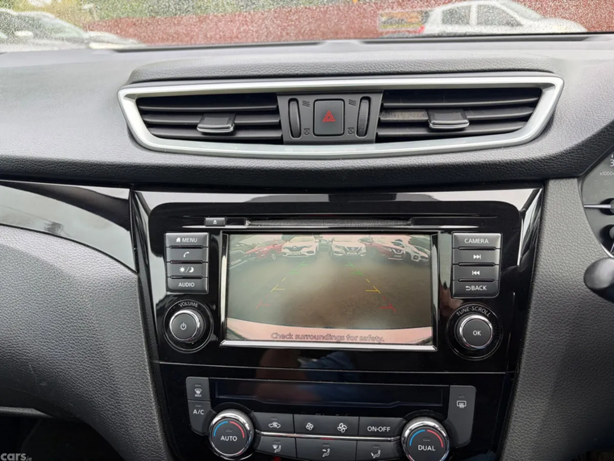 Nissan Qashqai MPV, Diesel, 2020, White