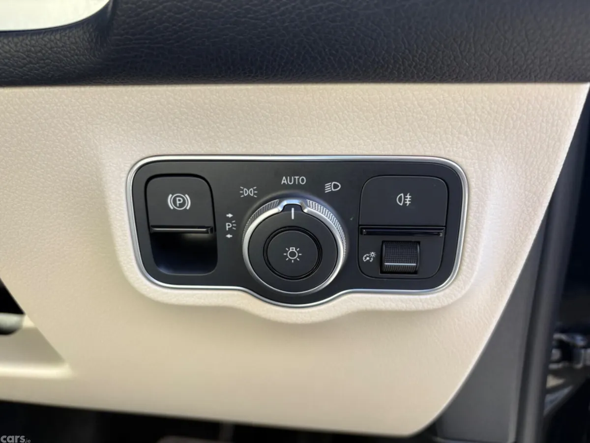 Mercedes-Benz GLB SUV, Diesel, 2023, Black