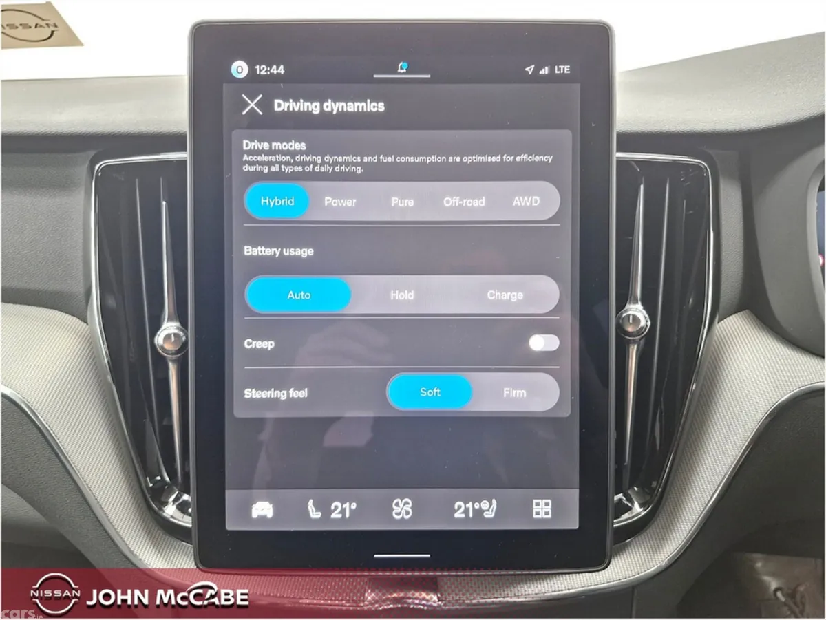 Volvo XC60 SUV, Petrol Plug-in Hybrid, 2026, Black