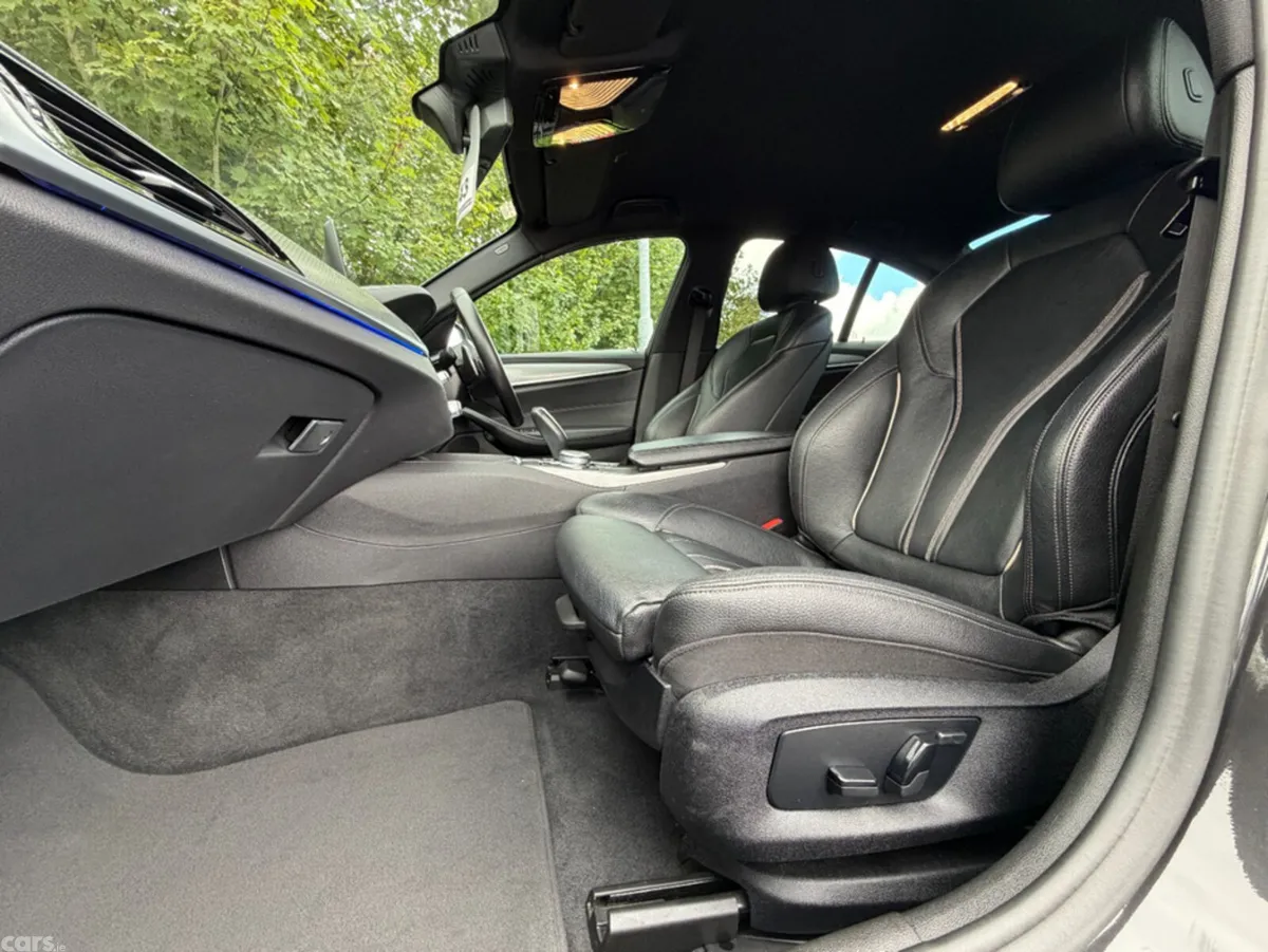 BMW 5-Series Saloon, Petrol Plug-in Hybrid, 2019, Grey