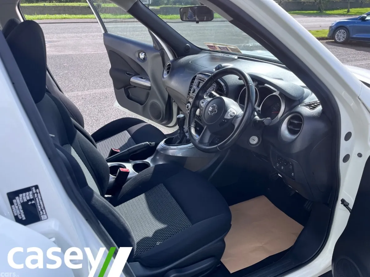Nissan Juke Hatchback, Diesel, 2017, White