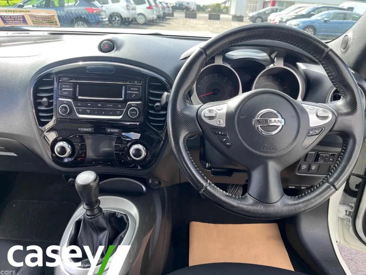 Nissan Juke Hatchback, Diesel, 2017, White