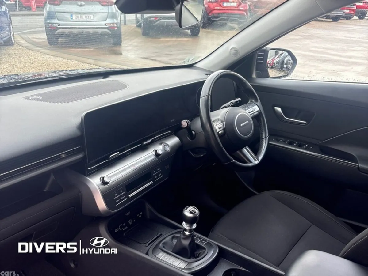 Hyundai KONA MPV, Petrol, 2024, Black