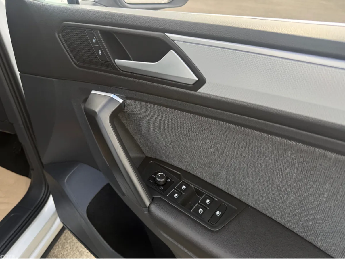 SEAT Tarraco Estate, Diesel, 2023, Grey