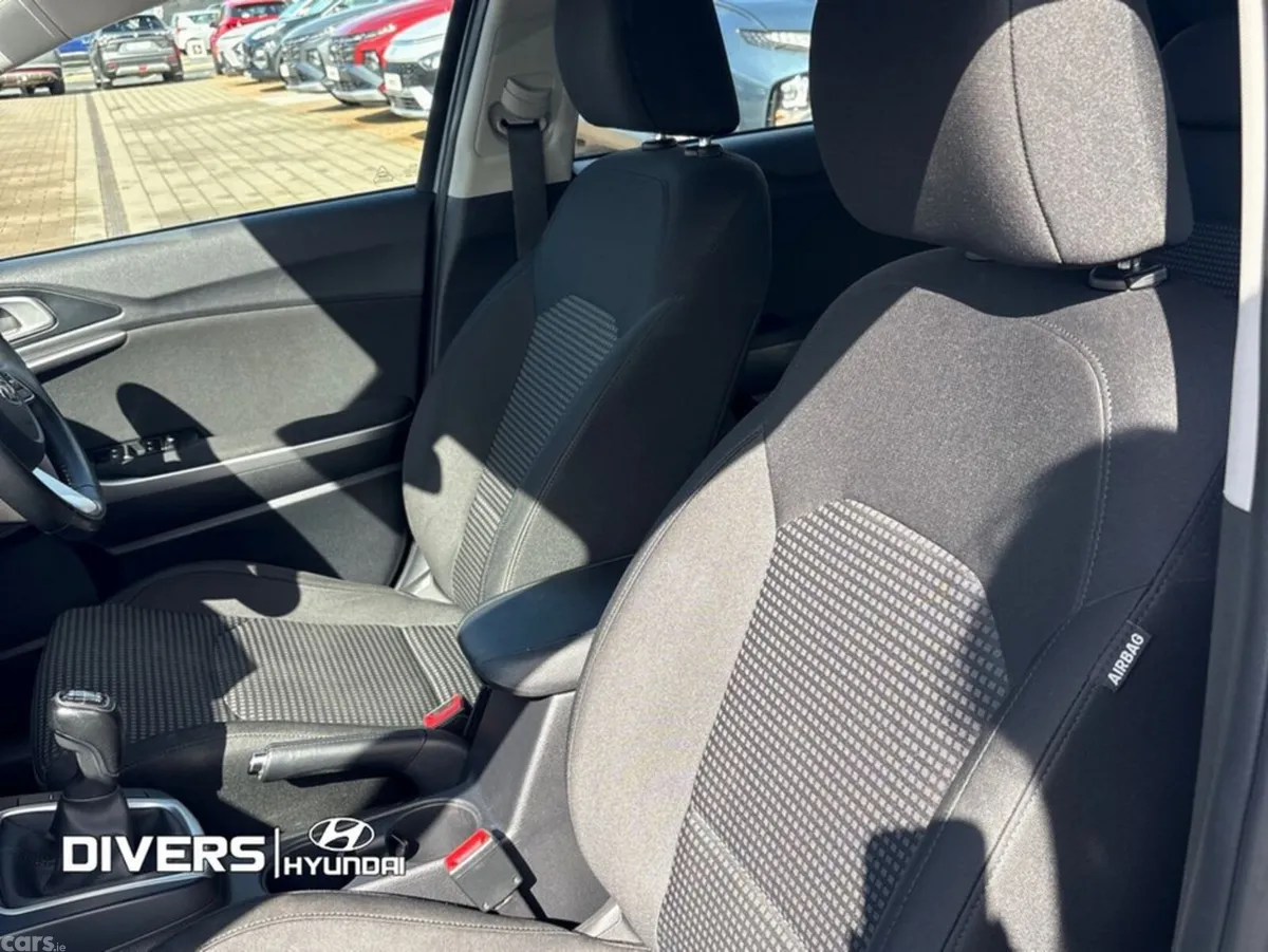 Kia Ceed Hatchback, Diesel, 2020, Grey
