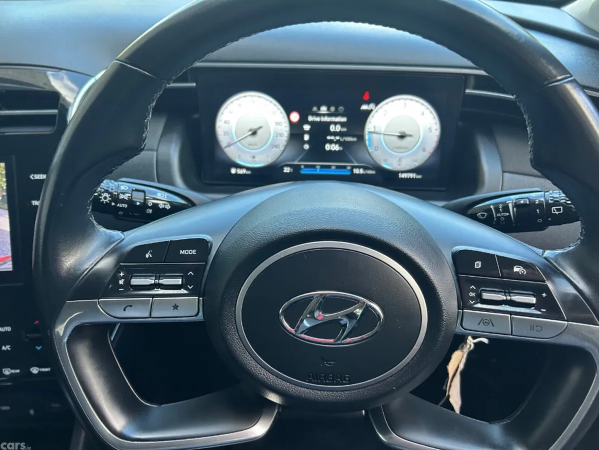 Hyundai Tucson MPV, Diesel, 2022, Red