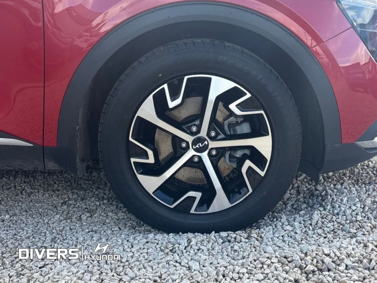 Kia Sportage MPV, Diesel, 2025, Red
