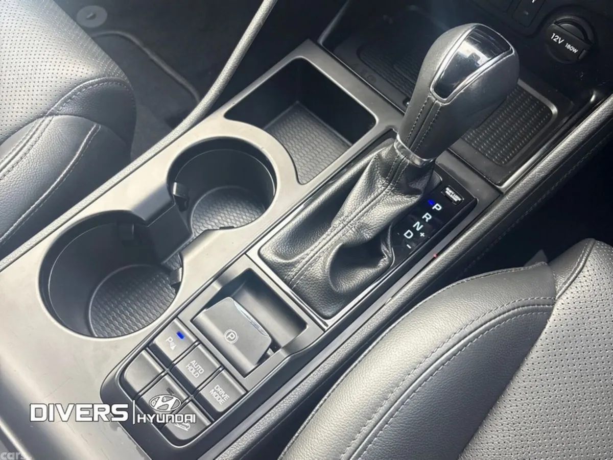 Hyundai Tucson MPV, Diesel, 2019, Grey