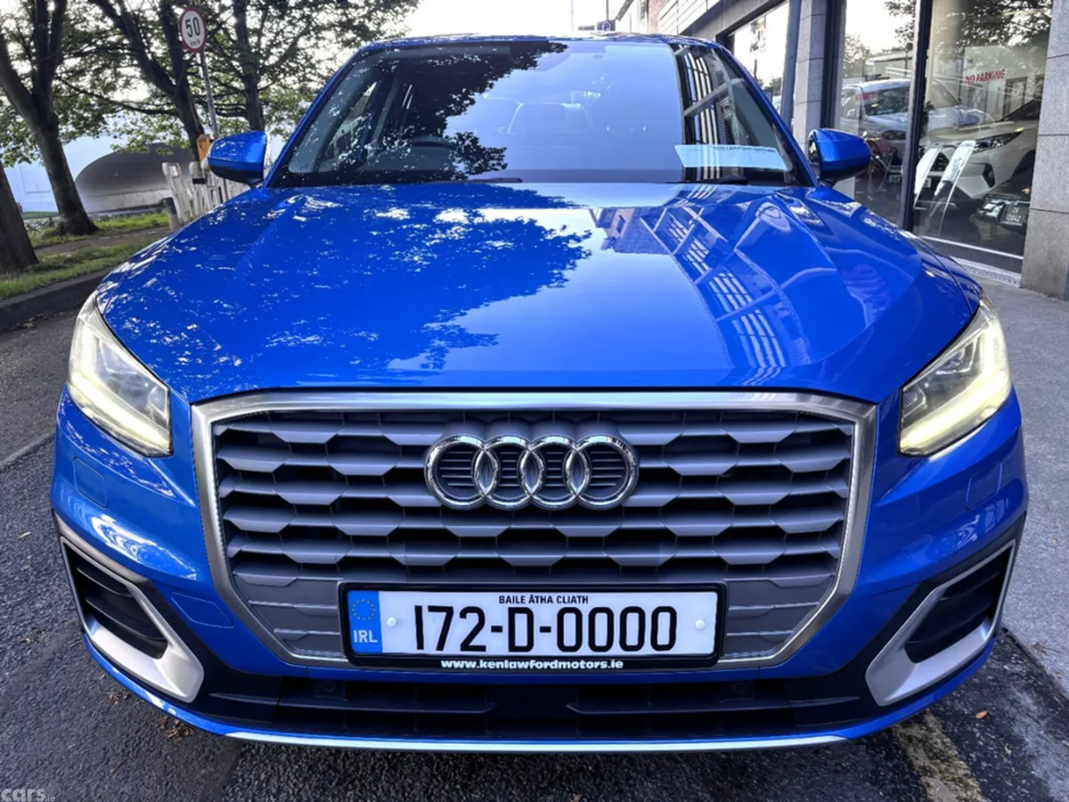 Audi Q2 Hatchback, Petrol, 2017, Blue