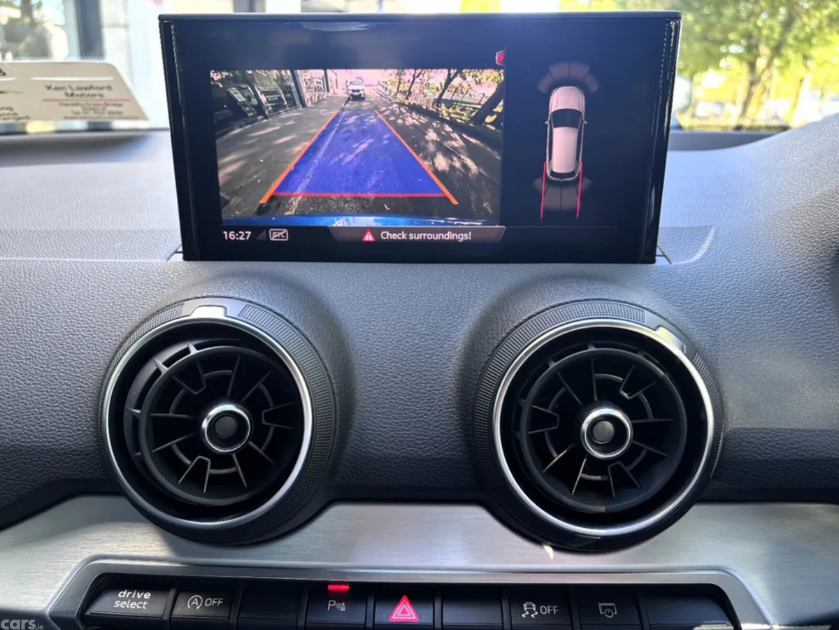 Audi Q2 Hatchback, Petrol, 2017, Blue