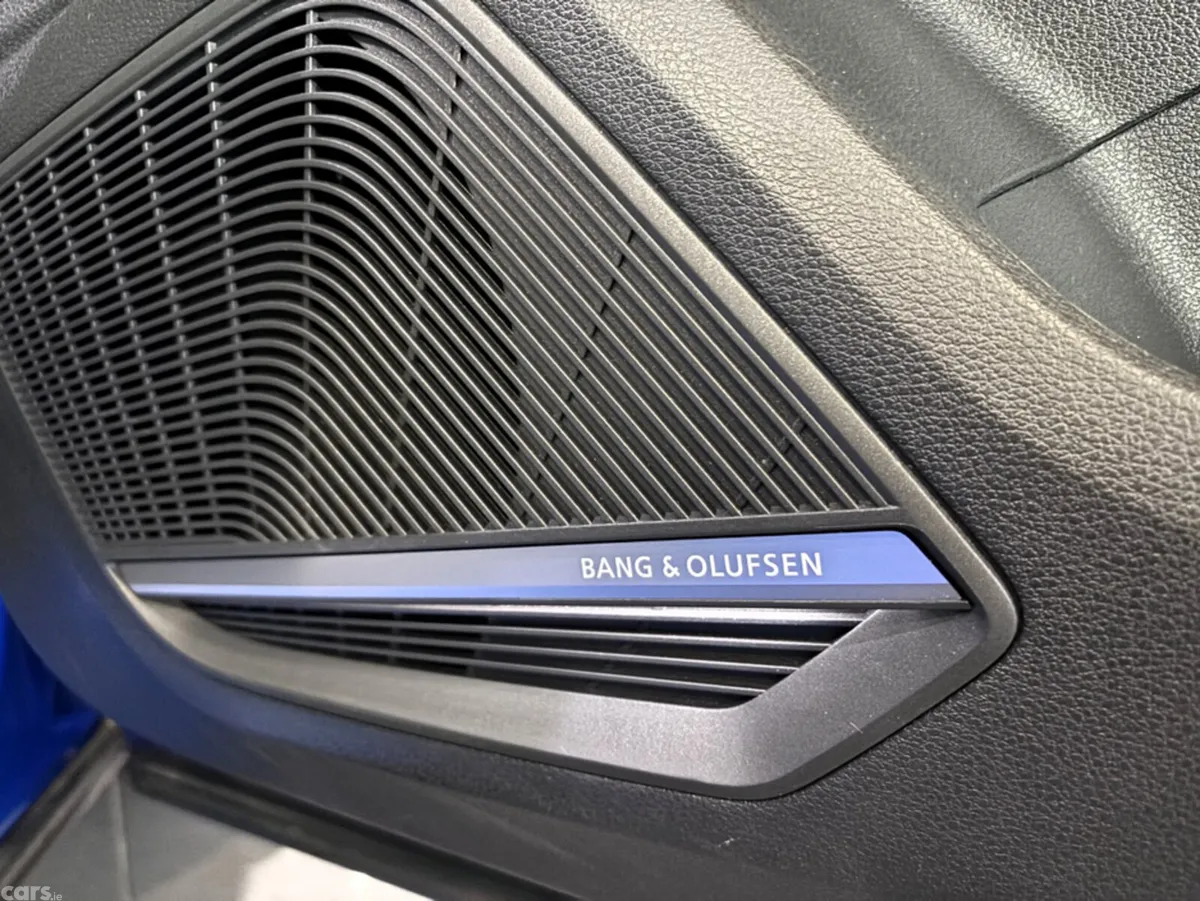 Audi Q2 Hatchback, Petrol, 2017, Blue