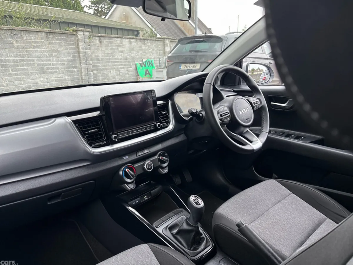 Kia Stonic SUV, Petrol, 2026, Grey